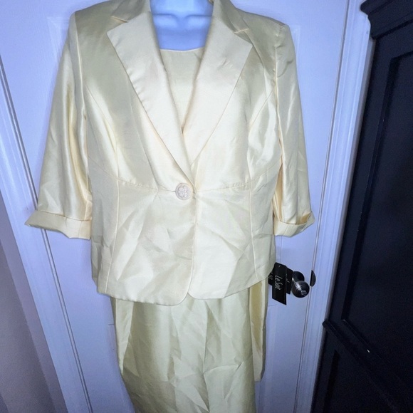NWT Le Suit Women’s 14 Yellow Sheath Spring Dress Set Blazer Jacket XL Church - Picture 1 of 16